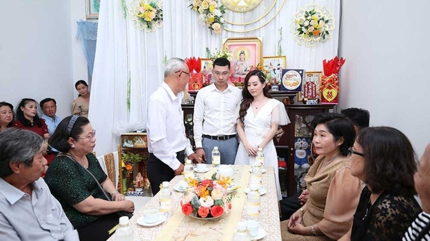 Kịch bản lời nói chu đáo thể hiện sự trân trọng đối với thông gia