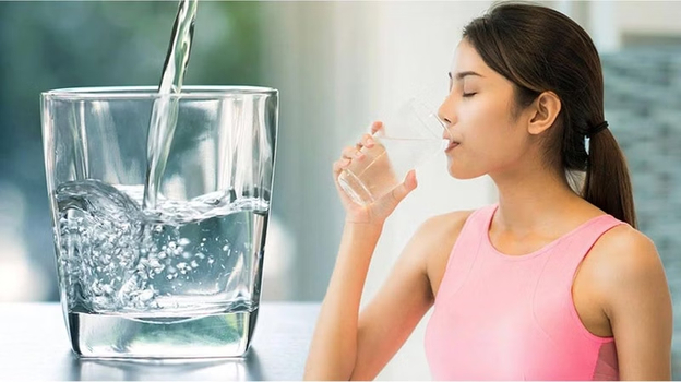 Nước là thành phần thiết yếu giúp duy trì sự sống và nuôi dưỡng bào thai