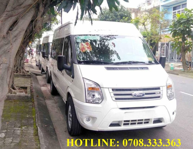 Phương tiện di chuyển chu đáo đảm bảo giờ giấc hành lễ chính xác.