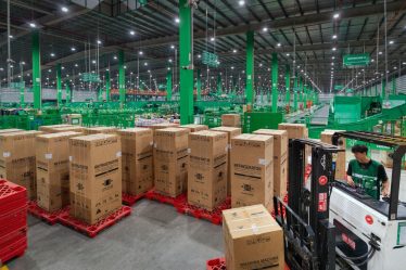 Thông tin về sản phẩm điện lạnh càng chi tiết, khách hàng càng dễ chốt đơn